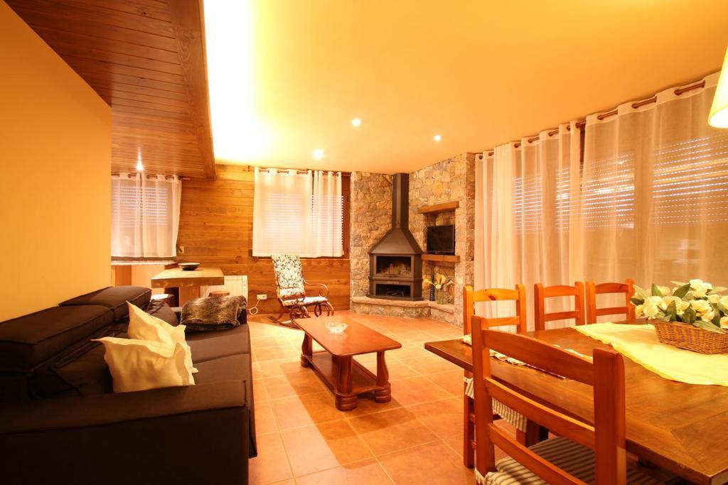 Apartaments Piteus Casa Dionis Sant Llorenc de Morunys Exterior photo